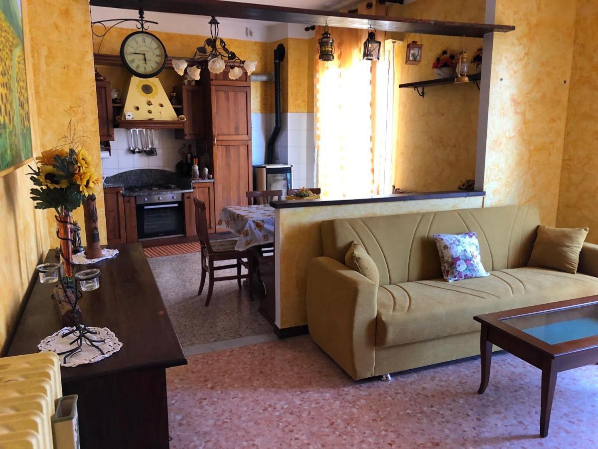 La Casa Di Marco Appartement Imperia Buitenkant foto