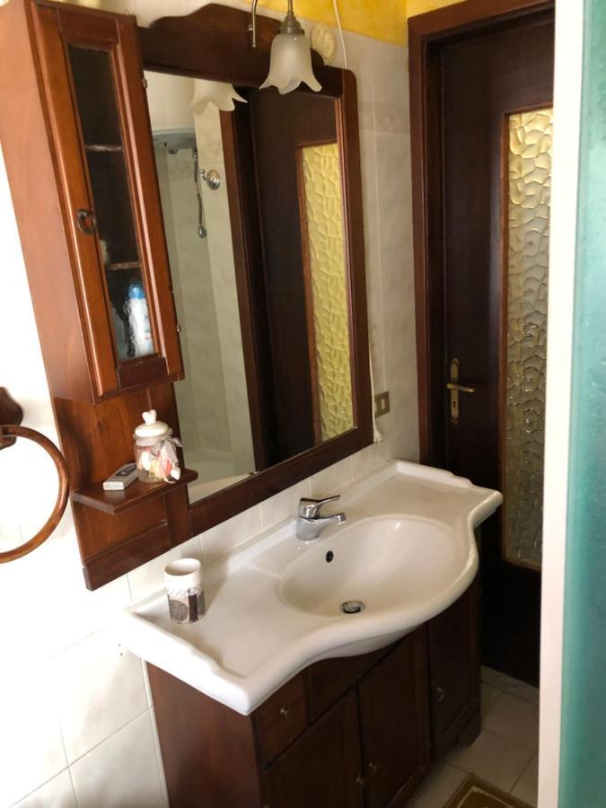 La Casa Di Marco Appartement Imperia Buitenkant foto