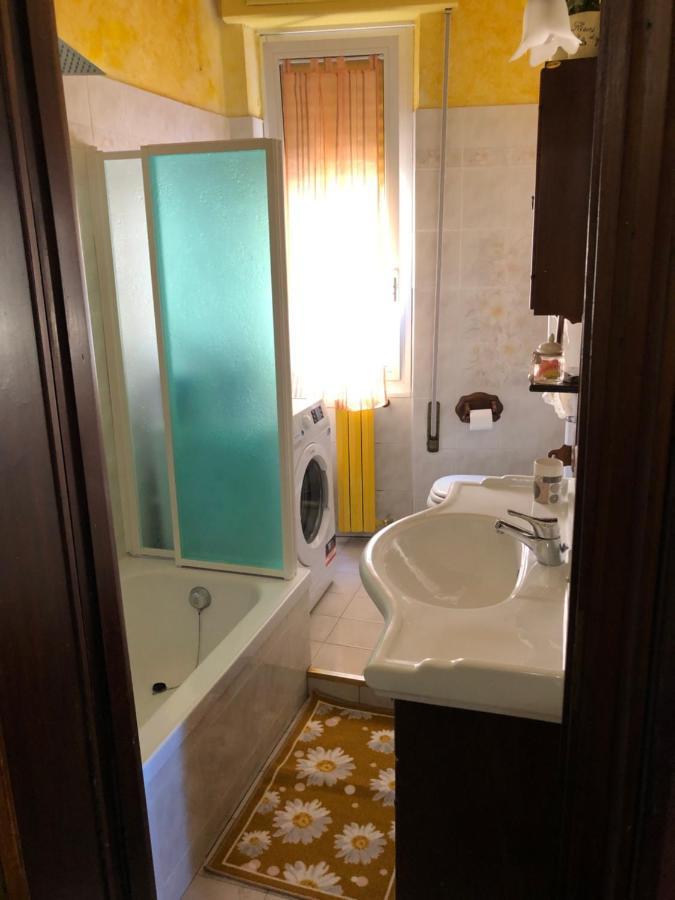 La Casa Di Marco Appartement Imperia Buitenkant foto